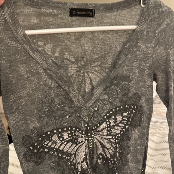 Semi sheer long sleeve - Picture 2 of 2